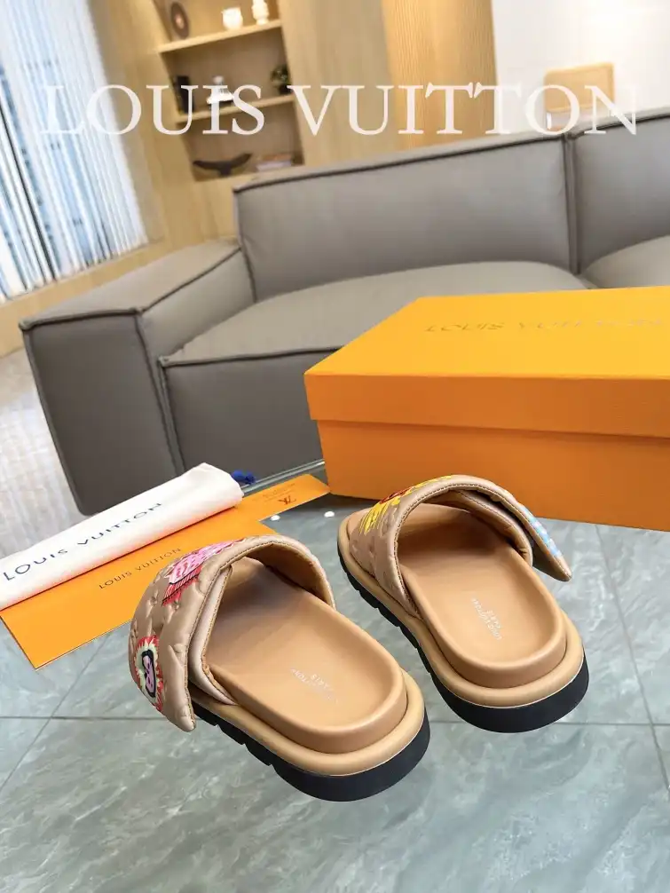 hype LV Slippers