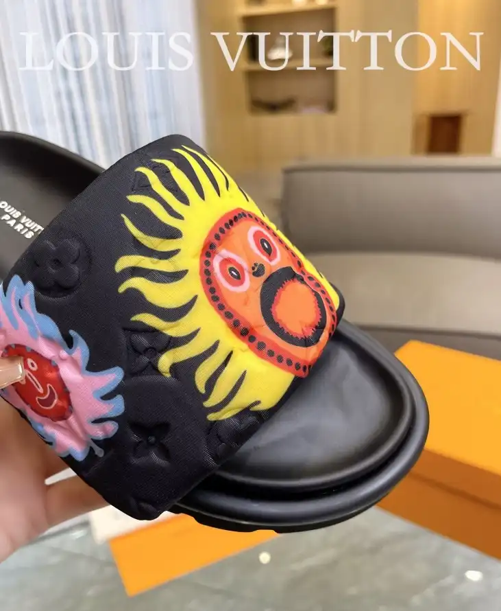 hype LV Slippers