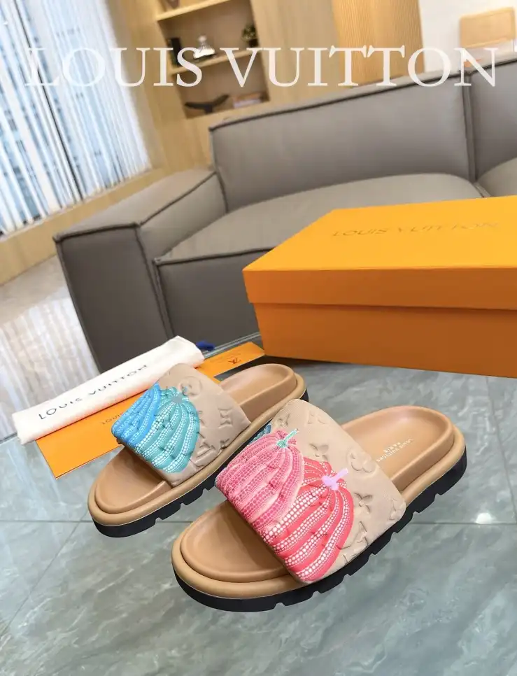 hype LV Slippers