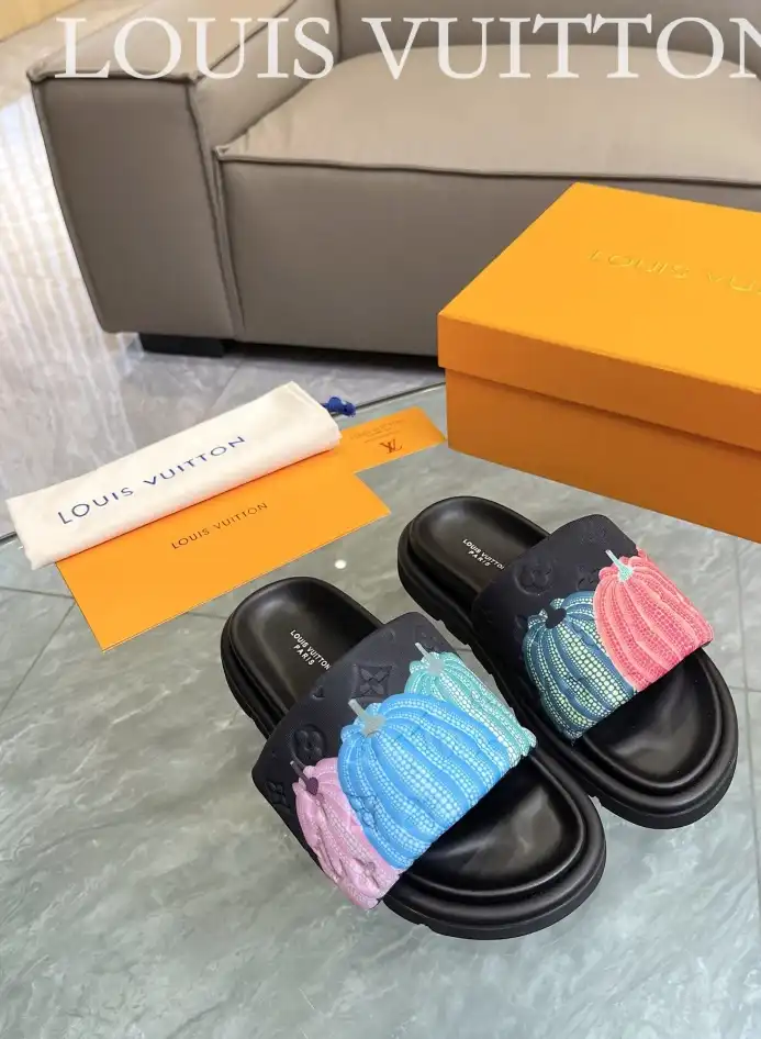 hype LV Slippers