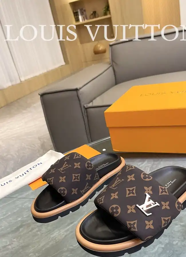 hype LV Slippers