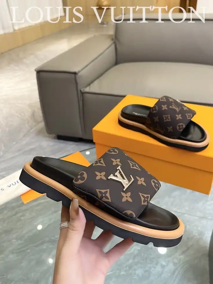 hype LV Slippers