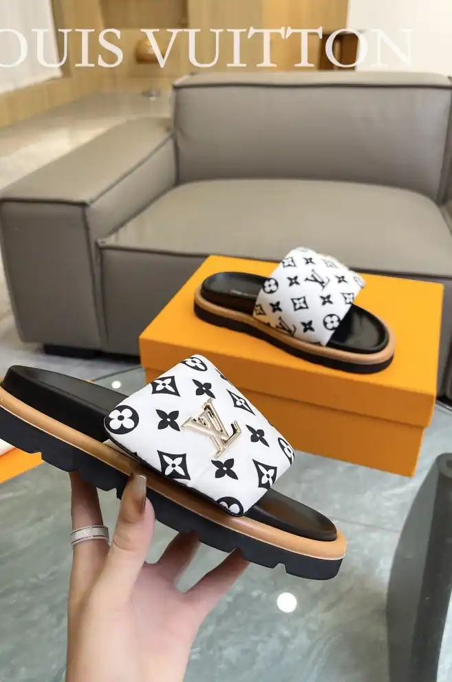 hype LV Slippers