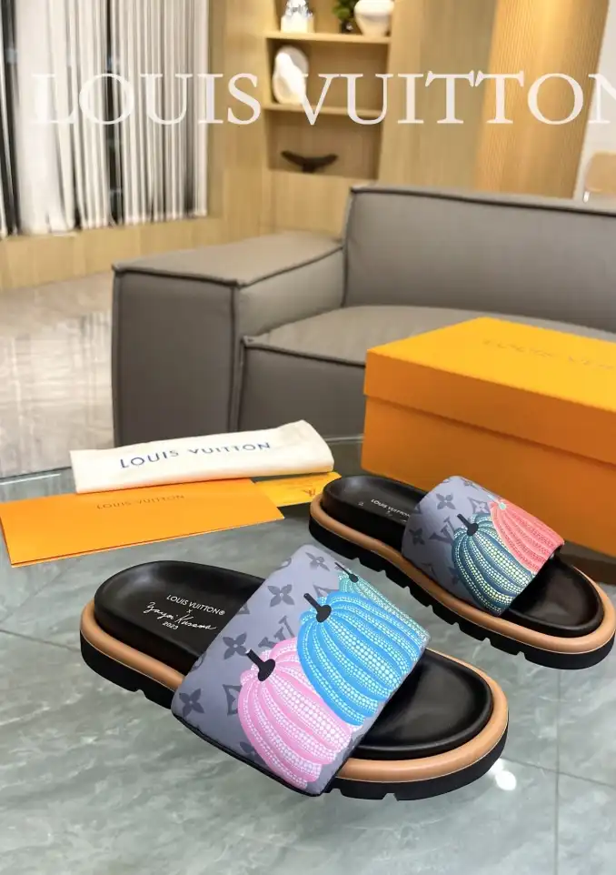 hype LV Slippers