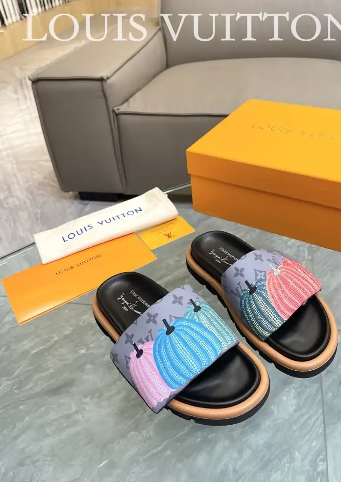 hype LV Slippers