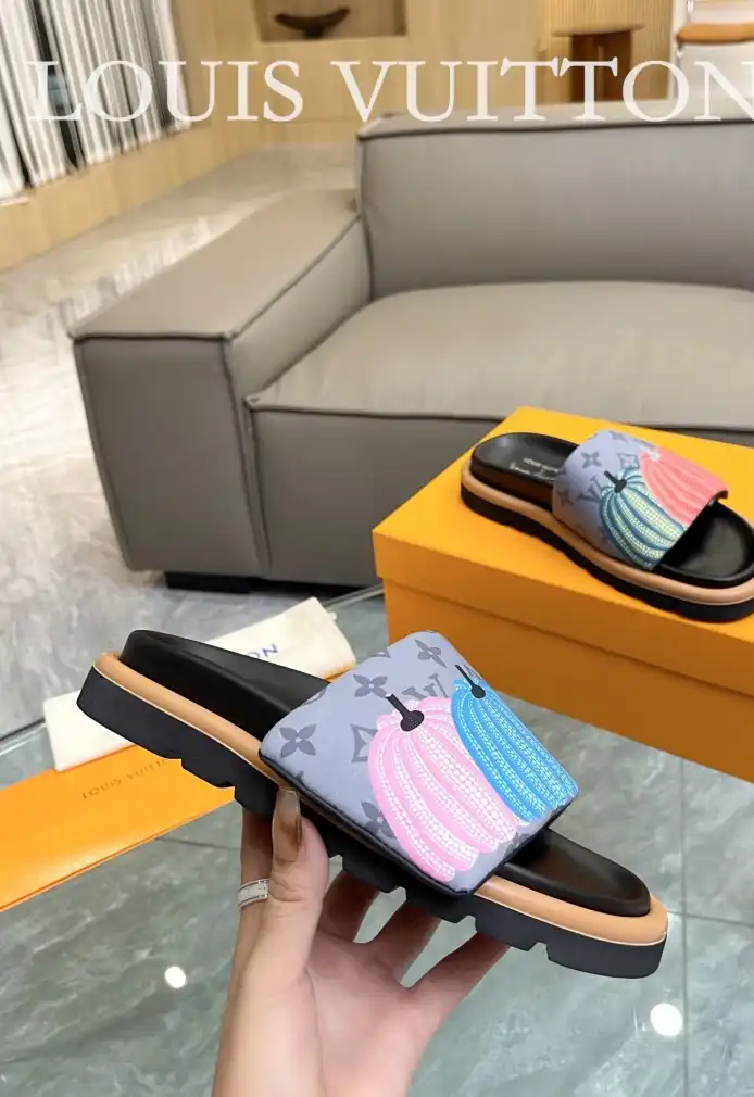 hype LV Slippers