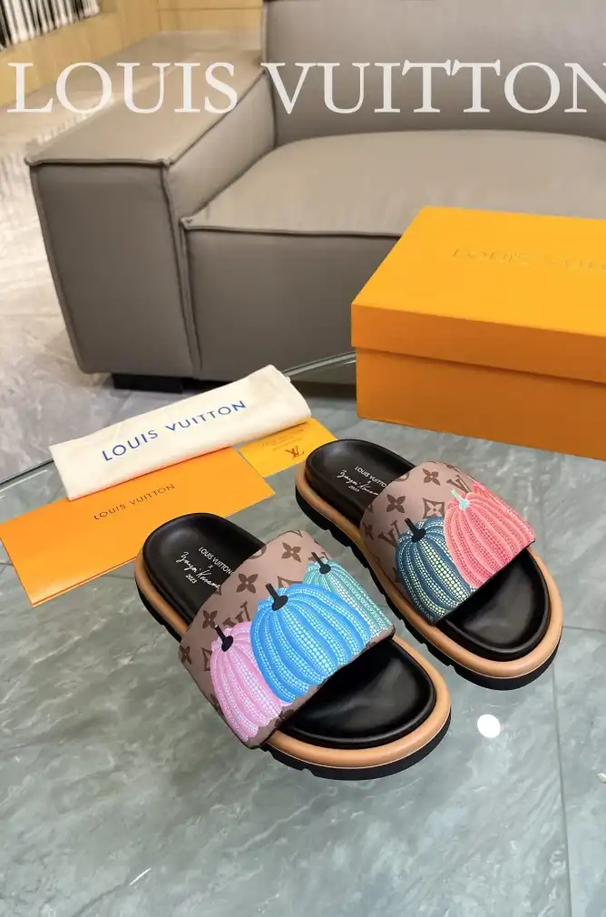 hype LV Slippers