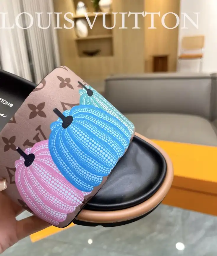 hype LV Slippers