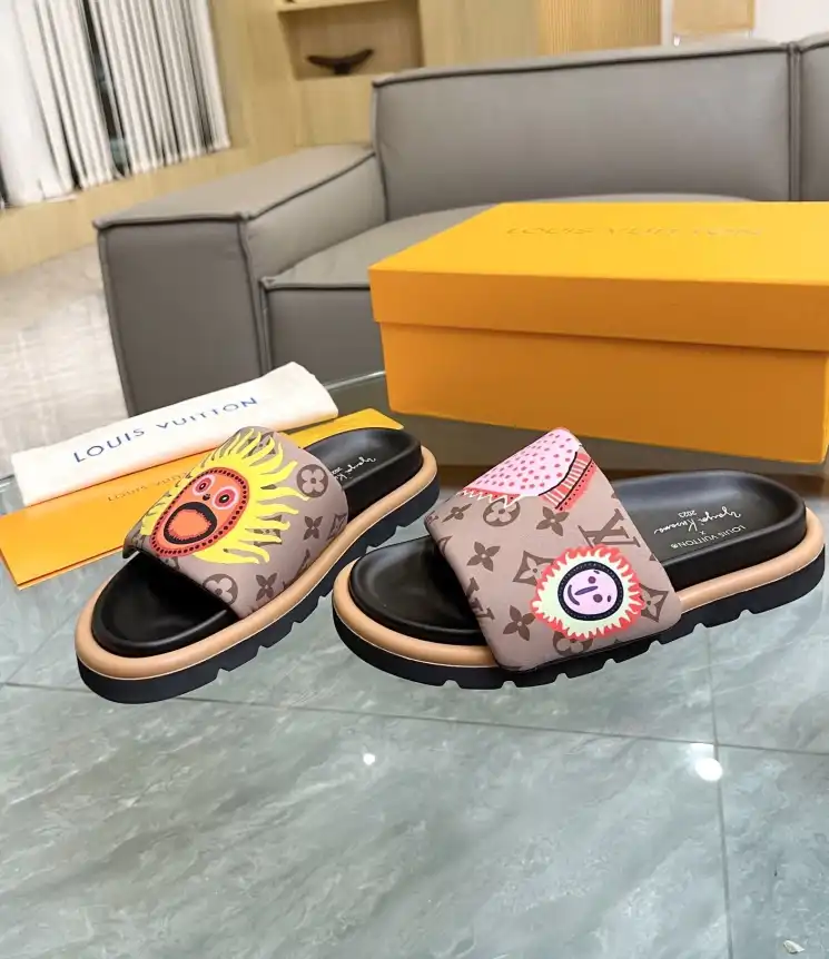 hype LV Slippers