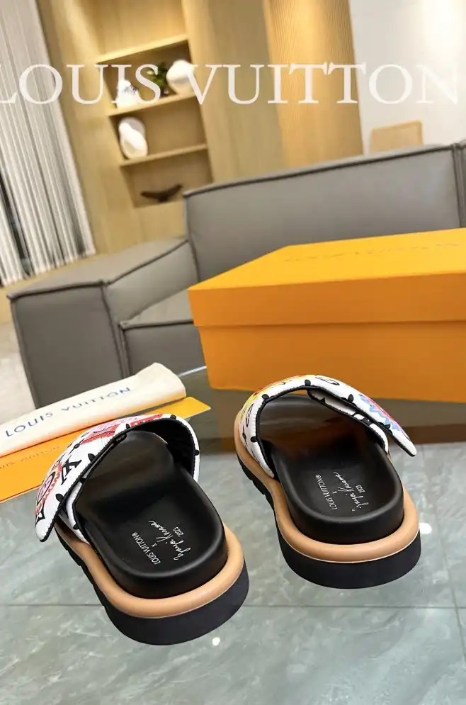 hype LV Slippers