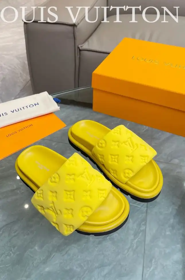 hype LV Slippers