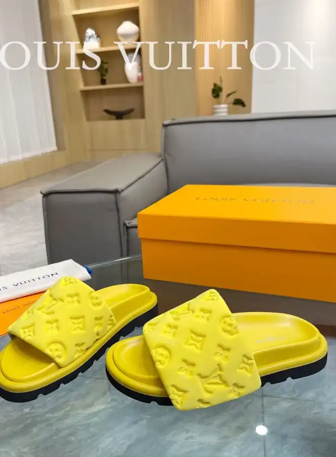 hype LV Slippers