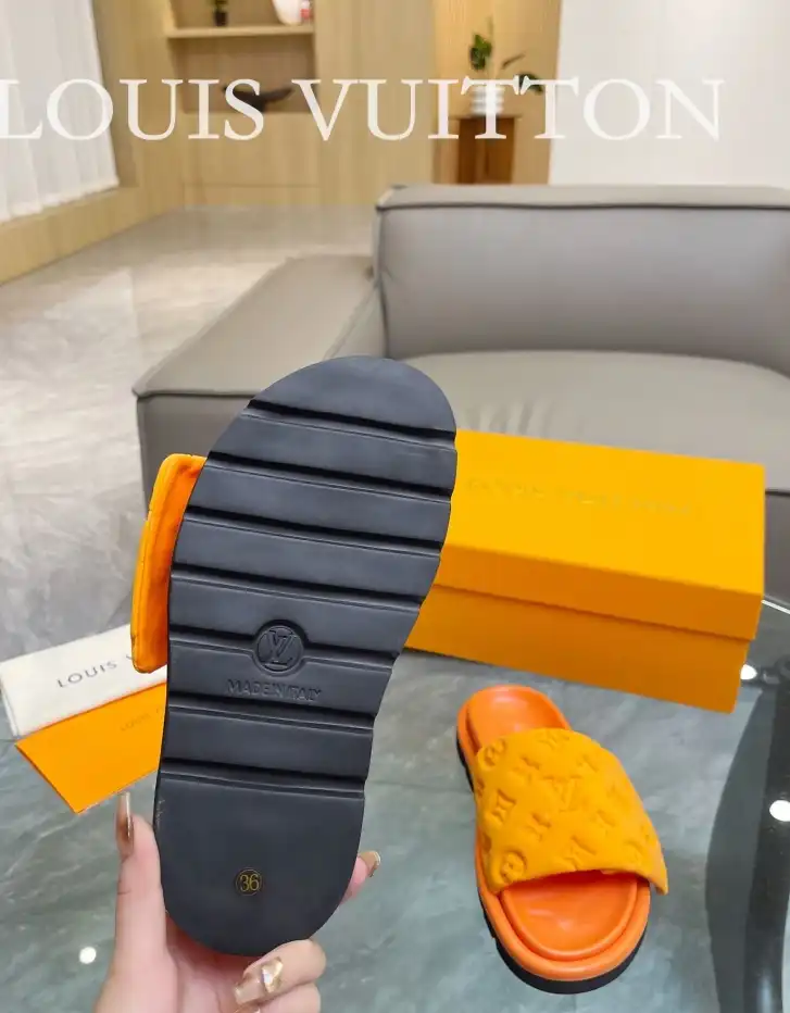 hype LV Slippers