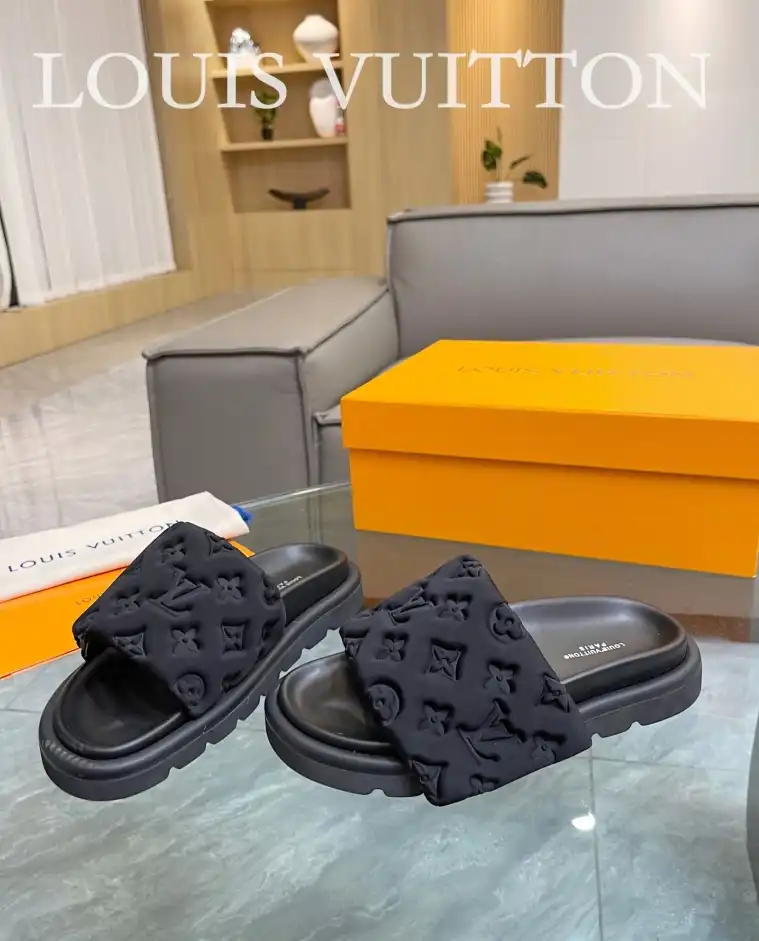 hype LV Slippers