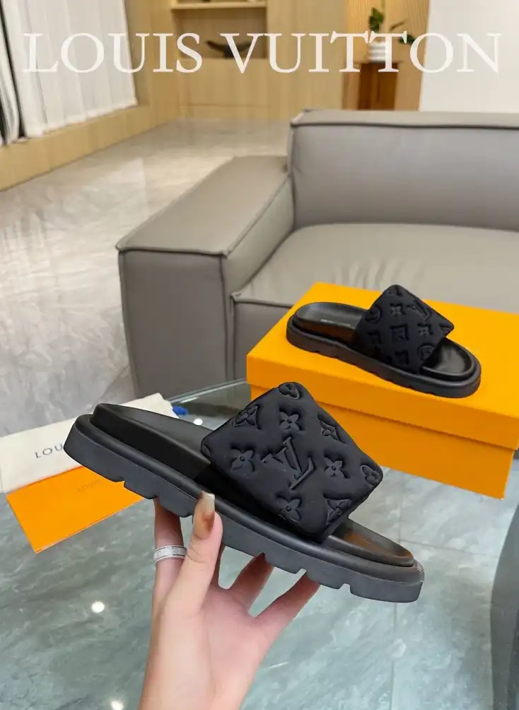 hype LV Slippers