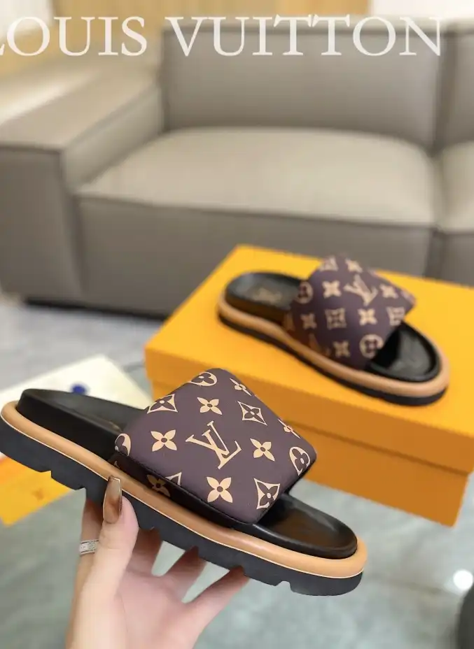 hype LV Slippers