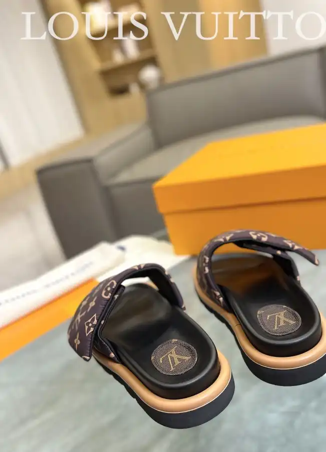 hype LV Slippers