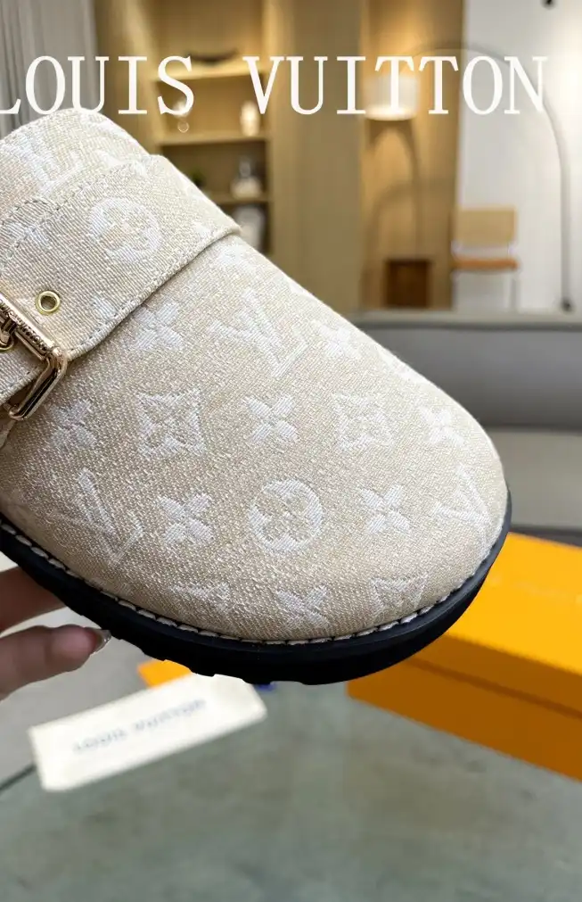 hype LV Slippers