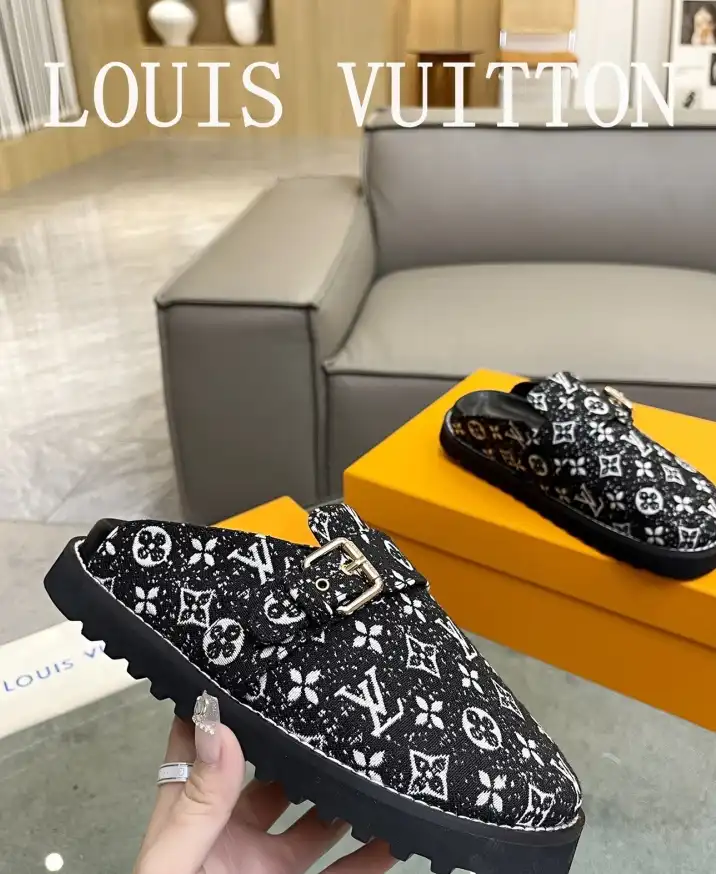 hype LV Slippers