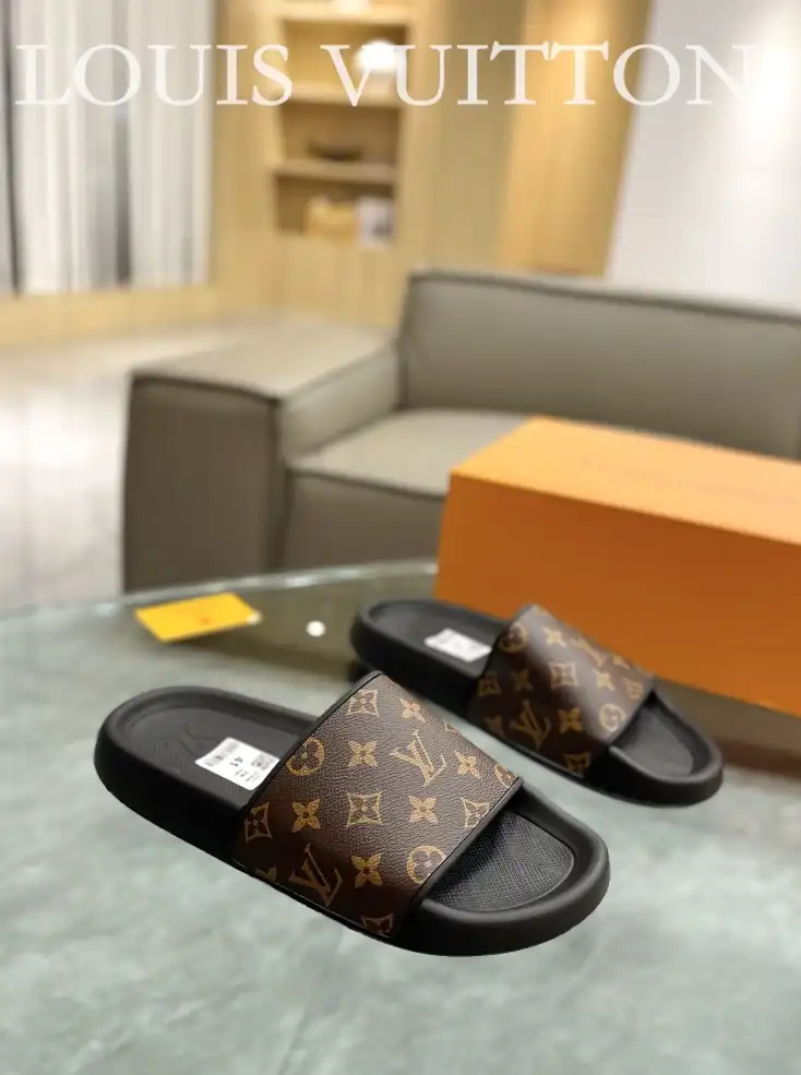 hype LV Slippers