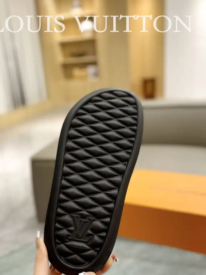 hype LV Slippers