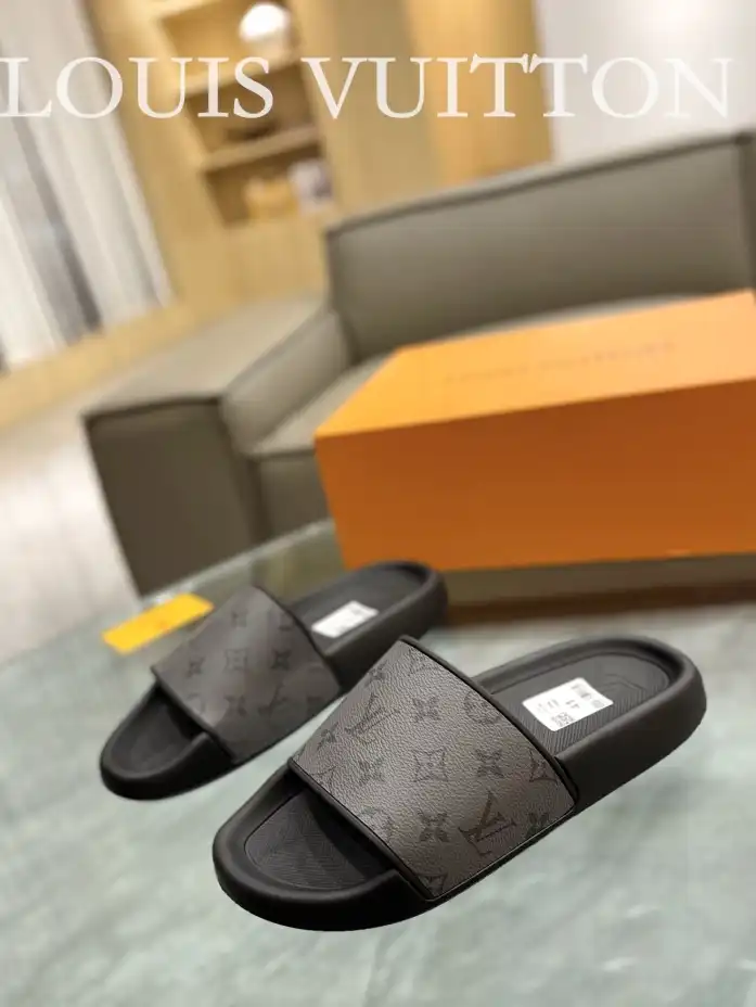 hype LV Slippers