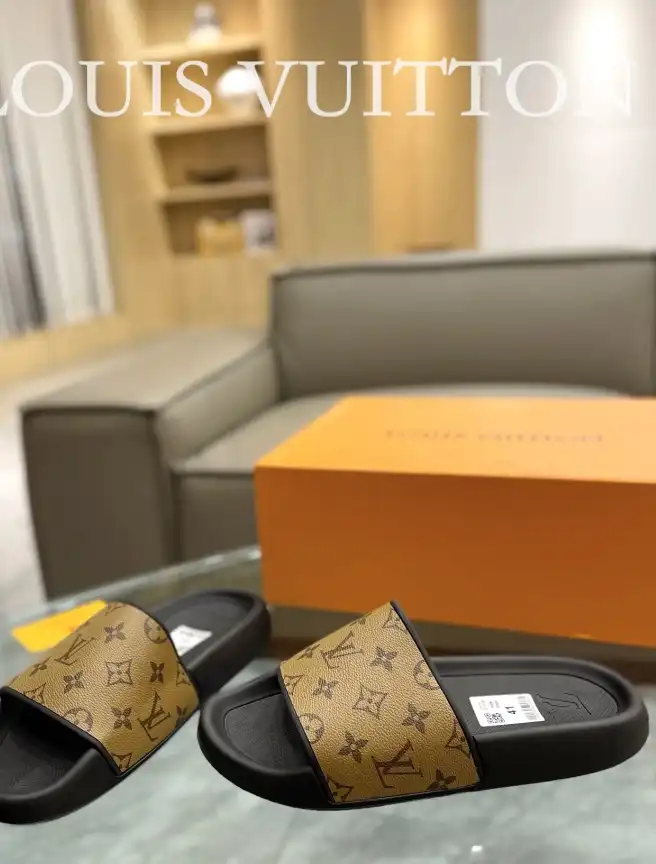 hype LV Slippers