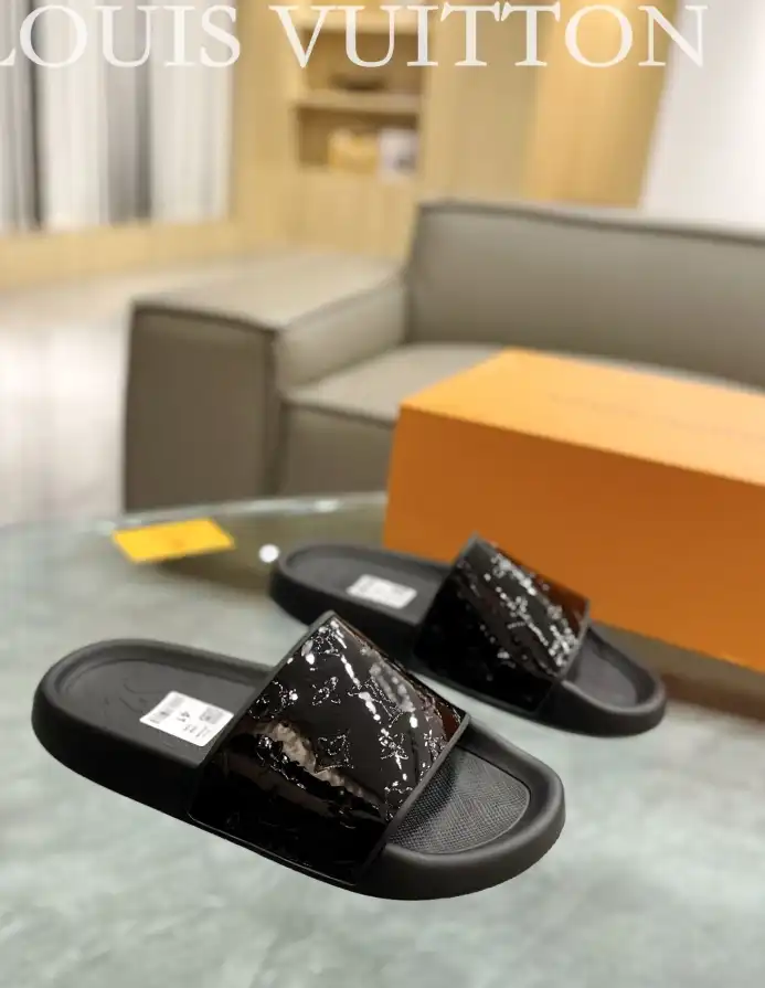 hype LV Slippers