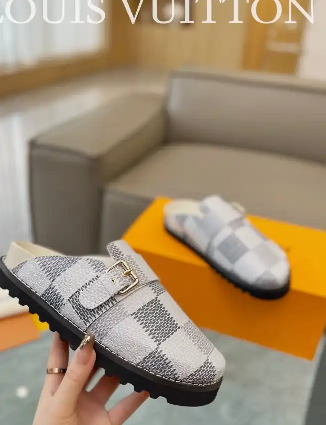 hype LV Slippers