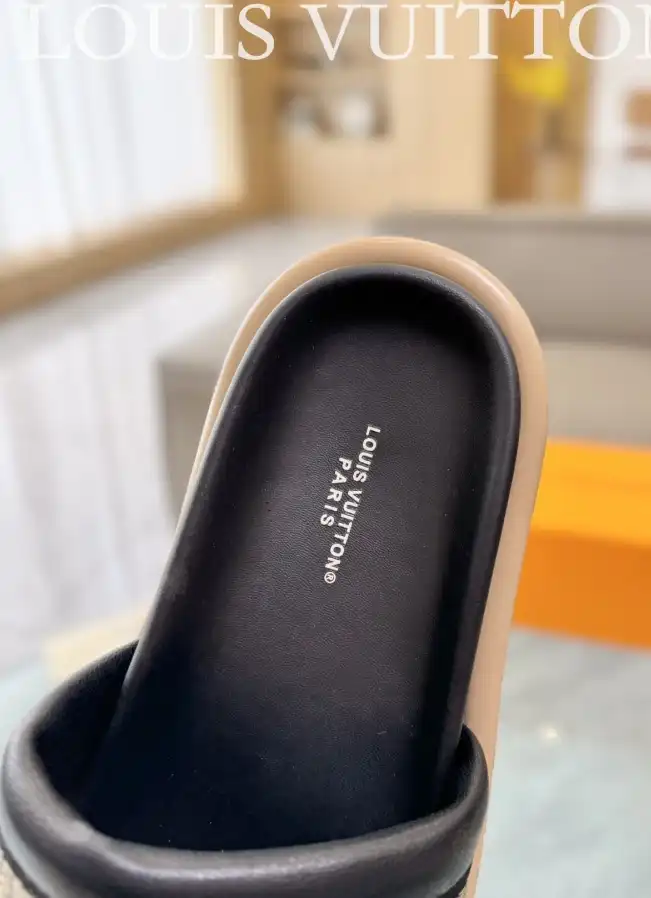 hype LV Slippers