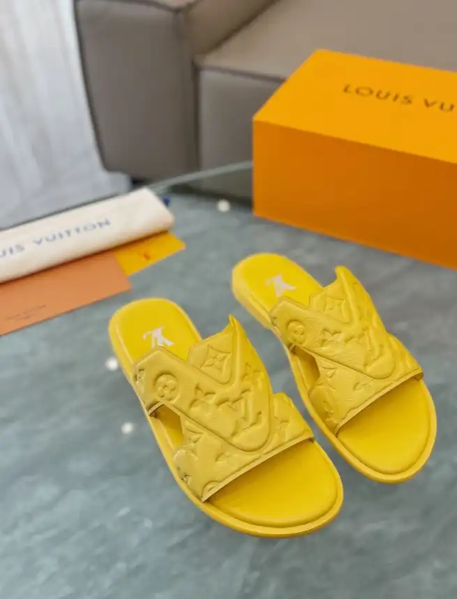 hype LV Slippers