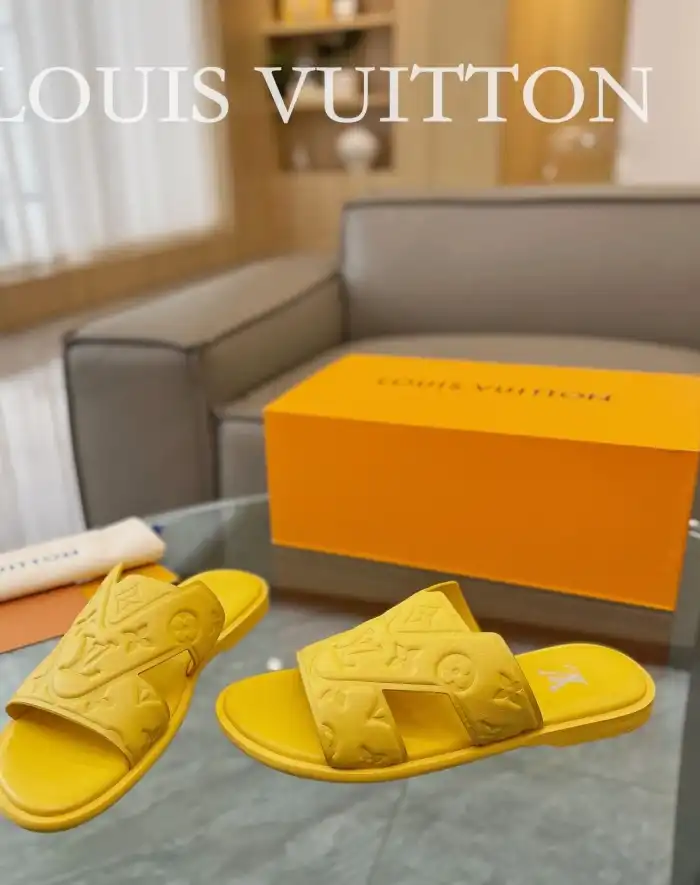 hype LV Slippers