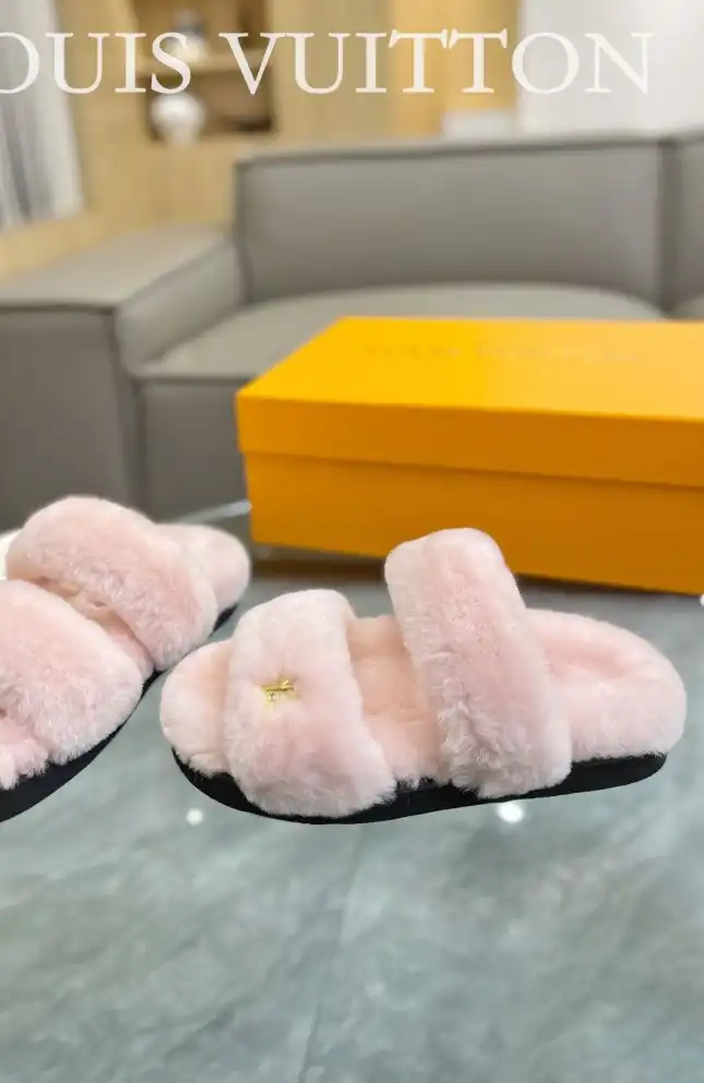 hype LV Slippers