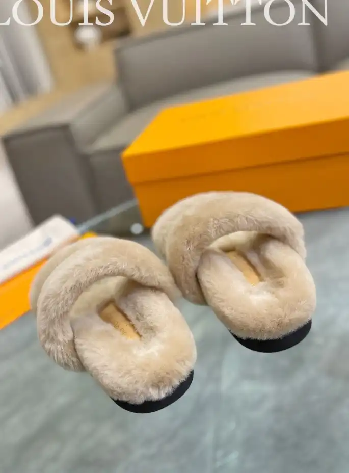 hype LV Slippers