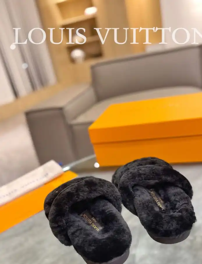 hype LV Slippers