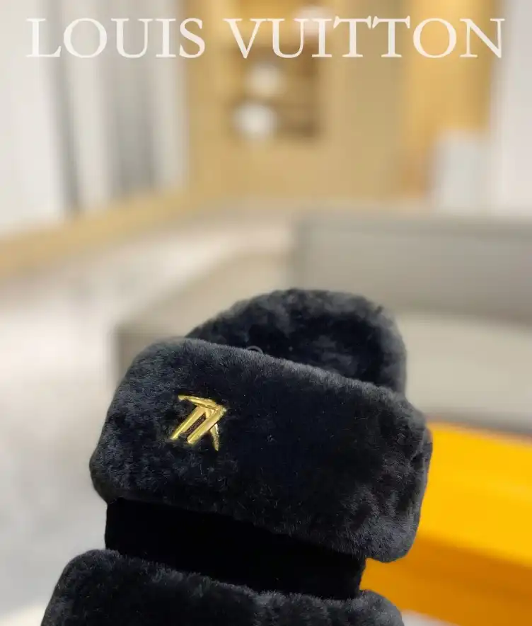 hype LV Slippers