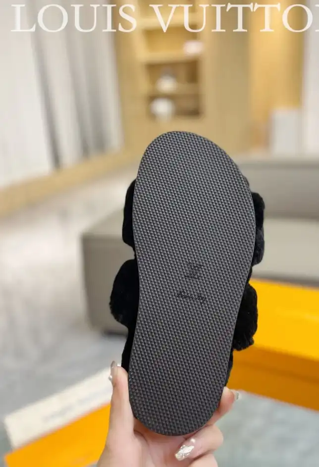 hype LV Slippers