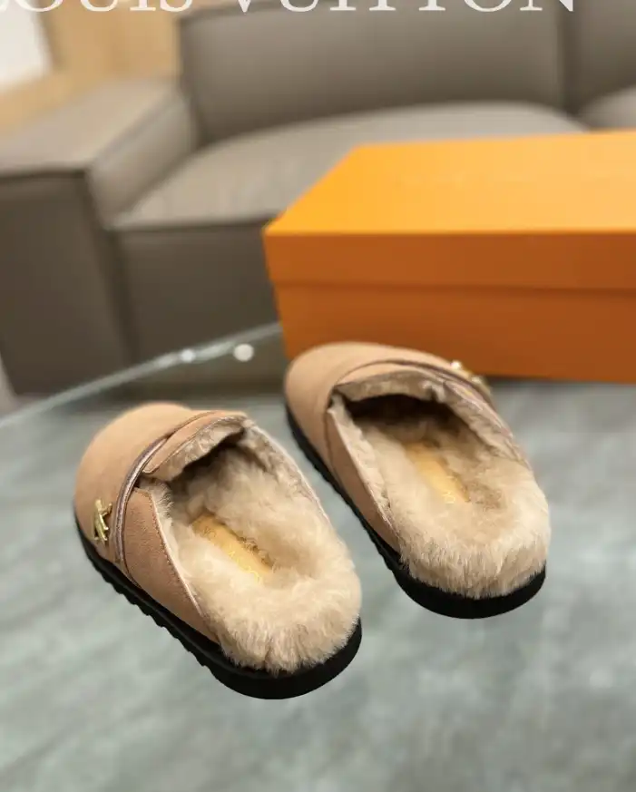 hype LV Slippers