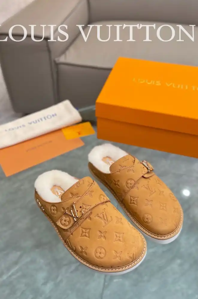 hype LV Slippers