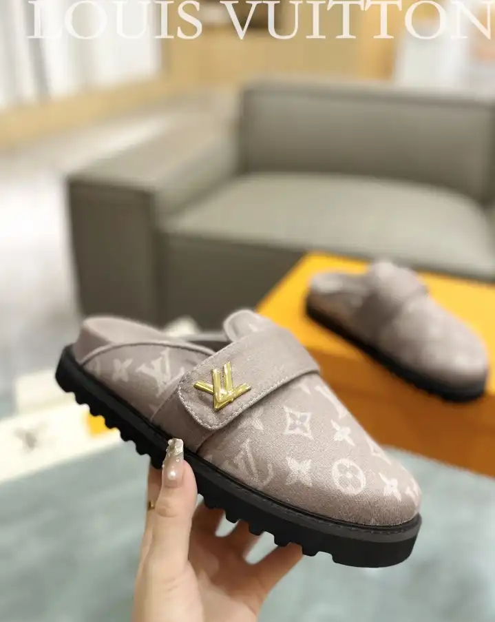 hype LV Slippers