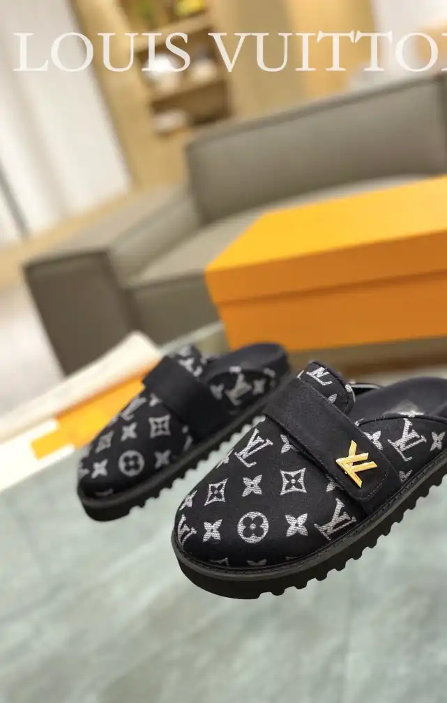 hype LV Slippers