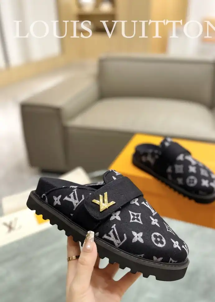 hype LV Slippers