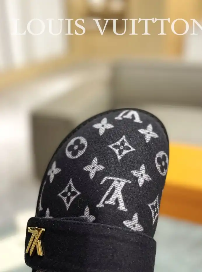 hype LV Slippers