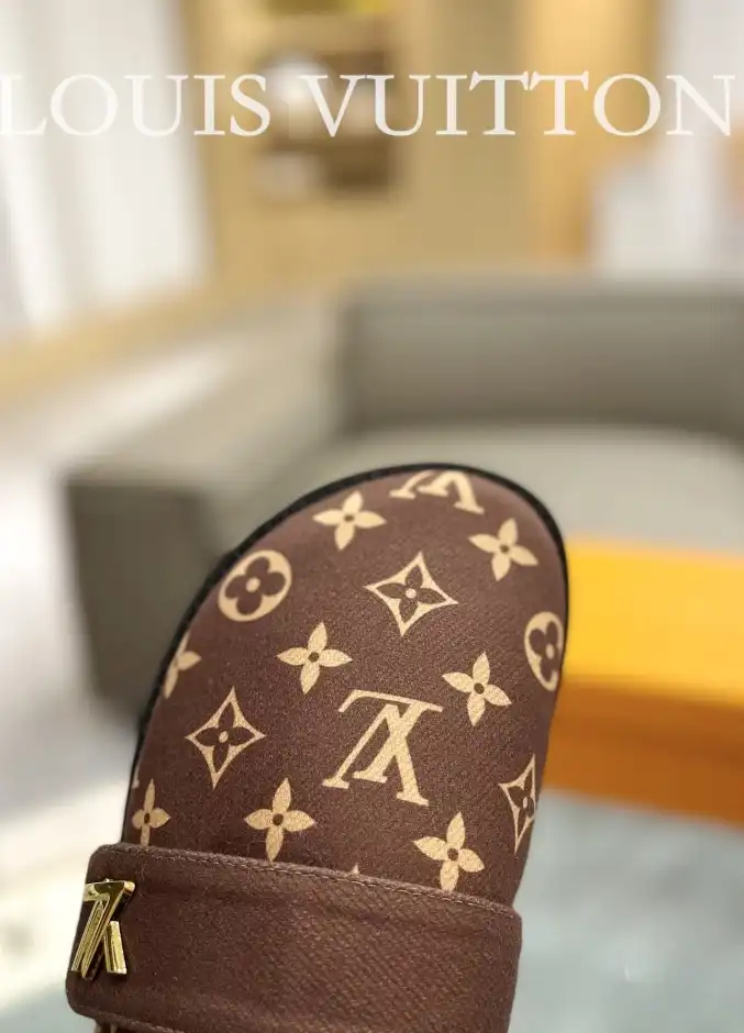 hype LV Slippers