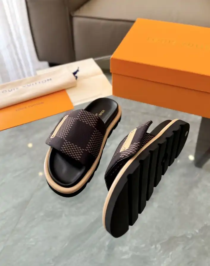 hype LV Slippers