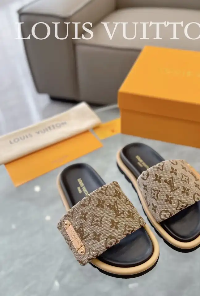 hype LV Slippers