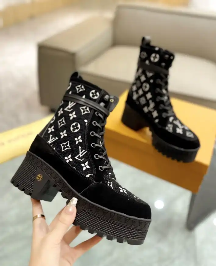 hype LV Boots