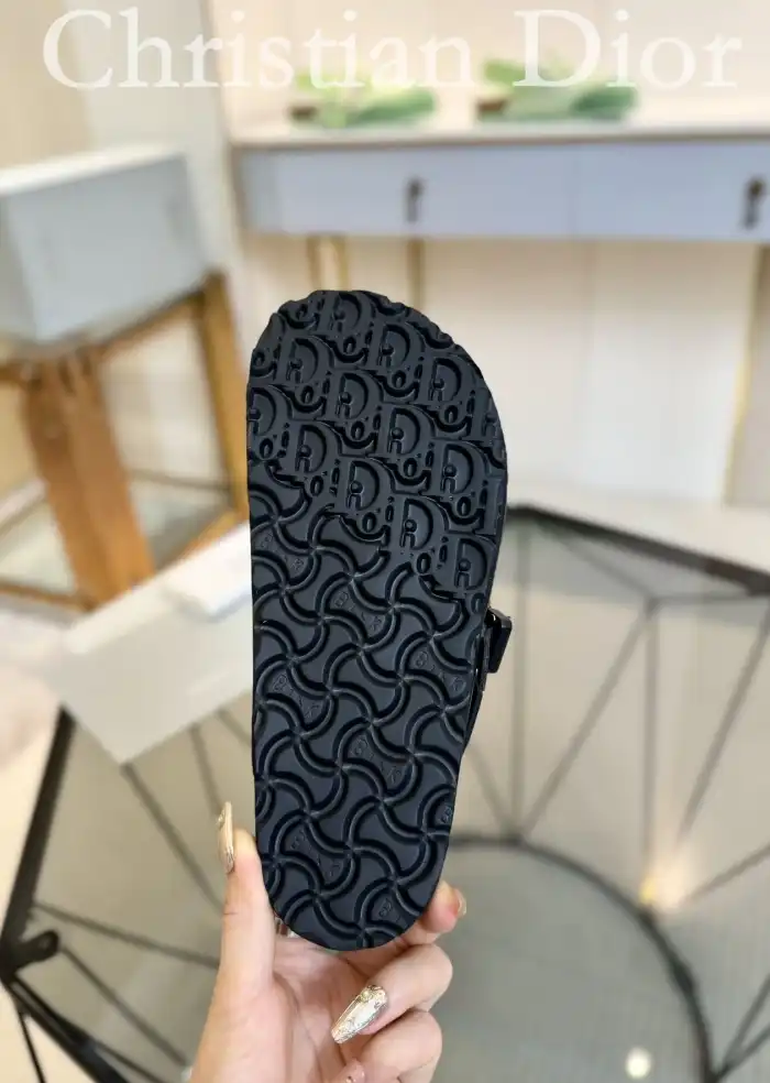 hype Christian Dior Sandals