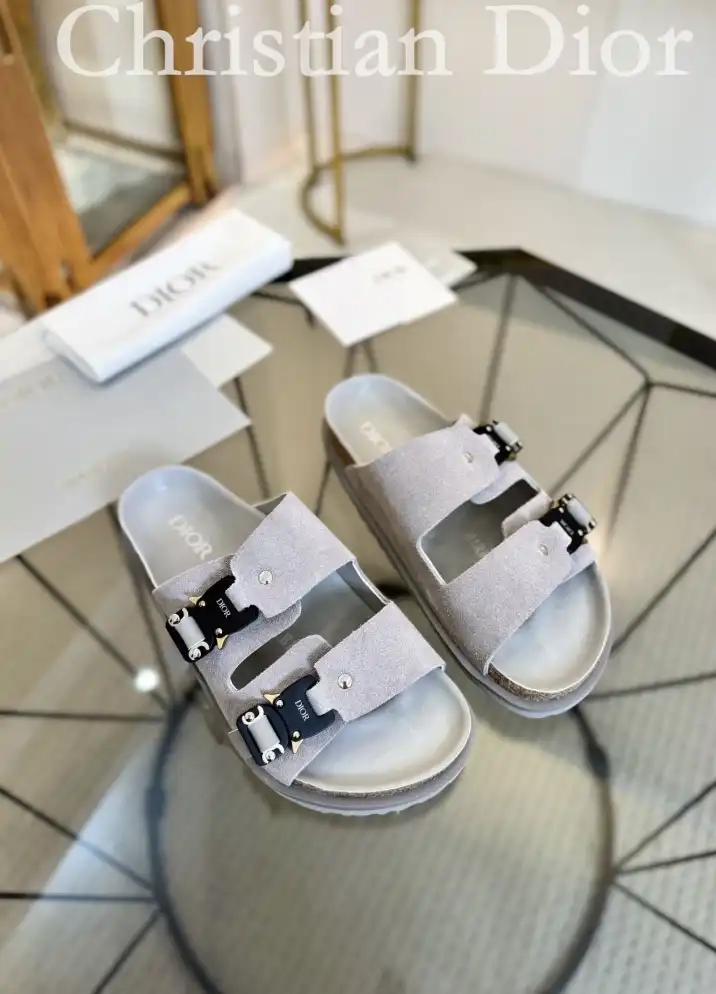 hype Christian Dior Sandals