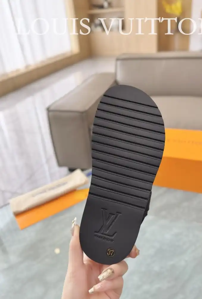 hype LV Sandals